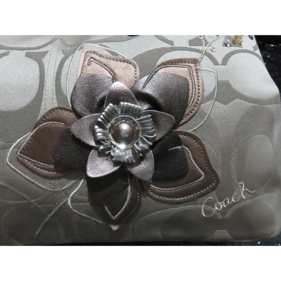 Coach 2011 Signature C Floral Applique Frame Kisslock Frame Bag Carryall Satchel - Picture 14 of 16